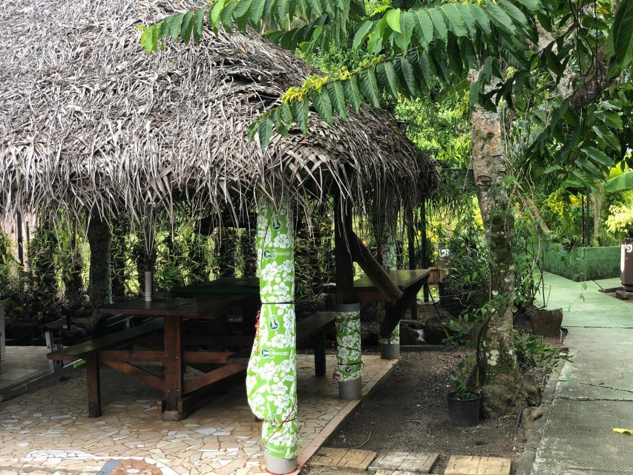 Pension Hibiscus Tahaa Uturoa Luaran gambar